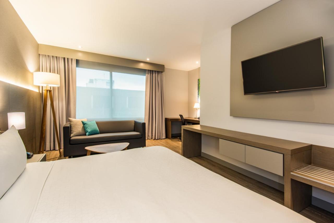 Holiday Inn Express Bogota - Parque La 93 By Ihg Buitenkant foto