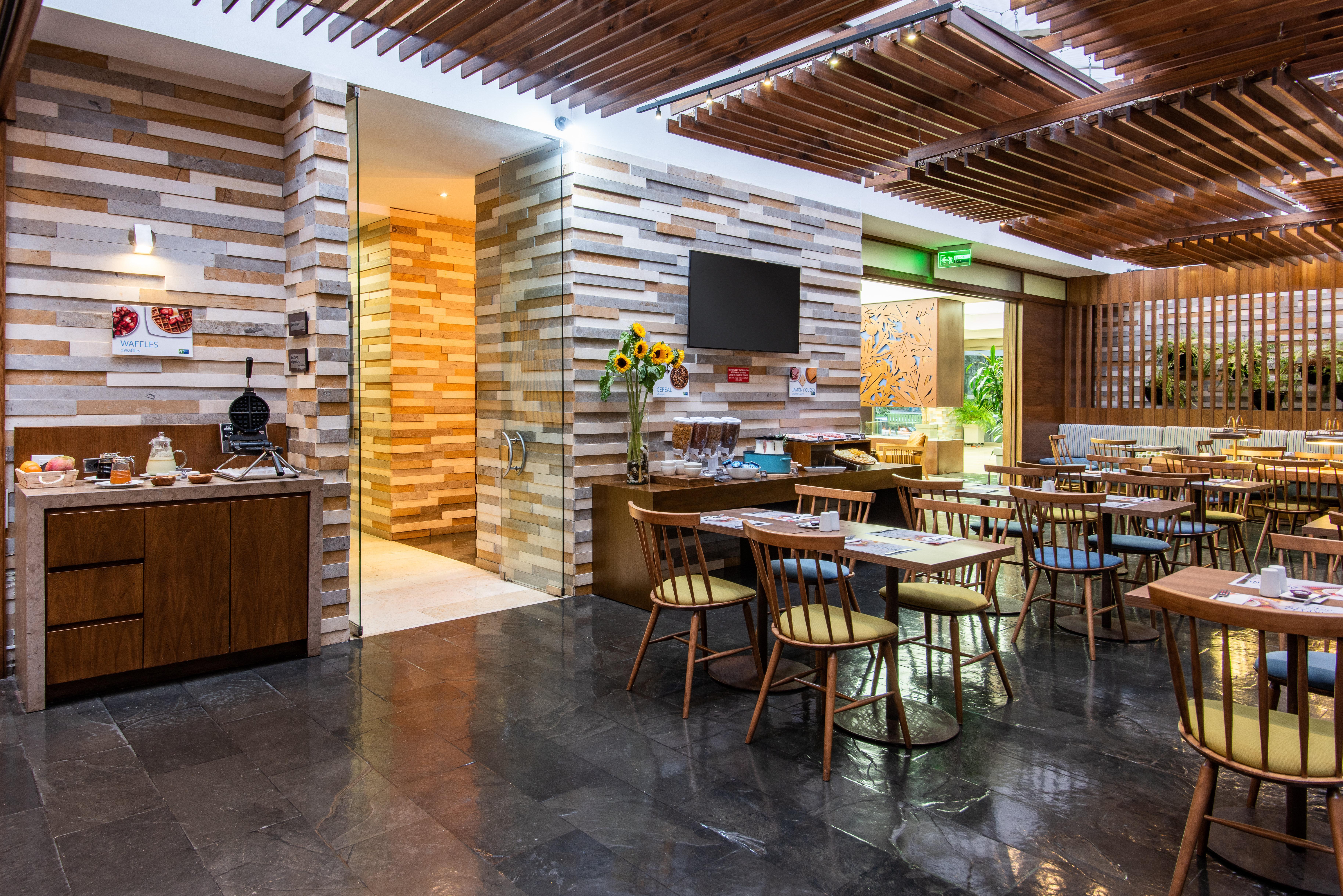 Holiday Inn Express Bogota - Parque La 93 By Ihg Buitenkant foto