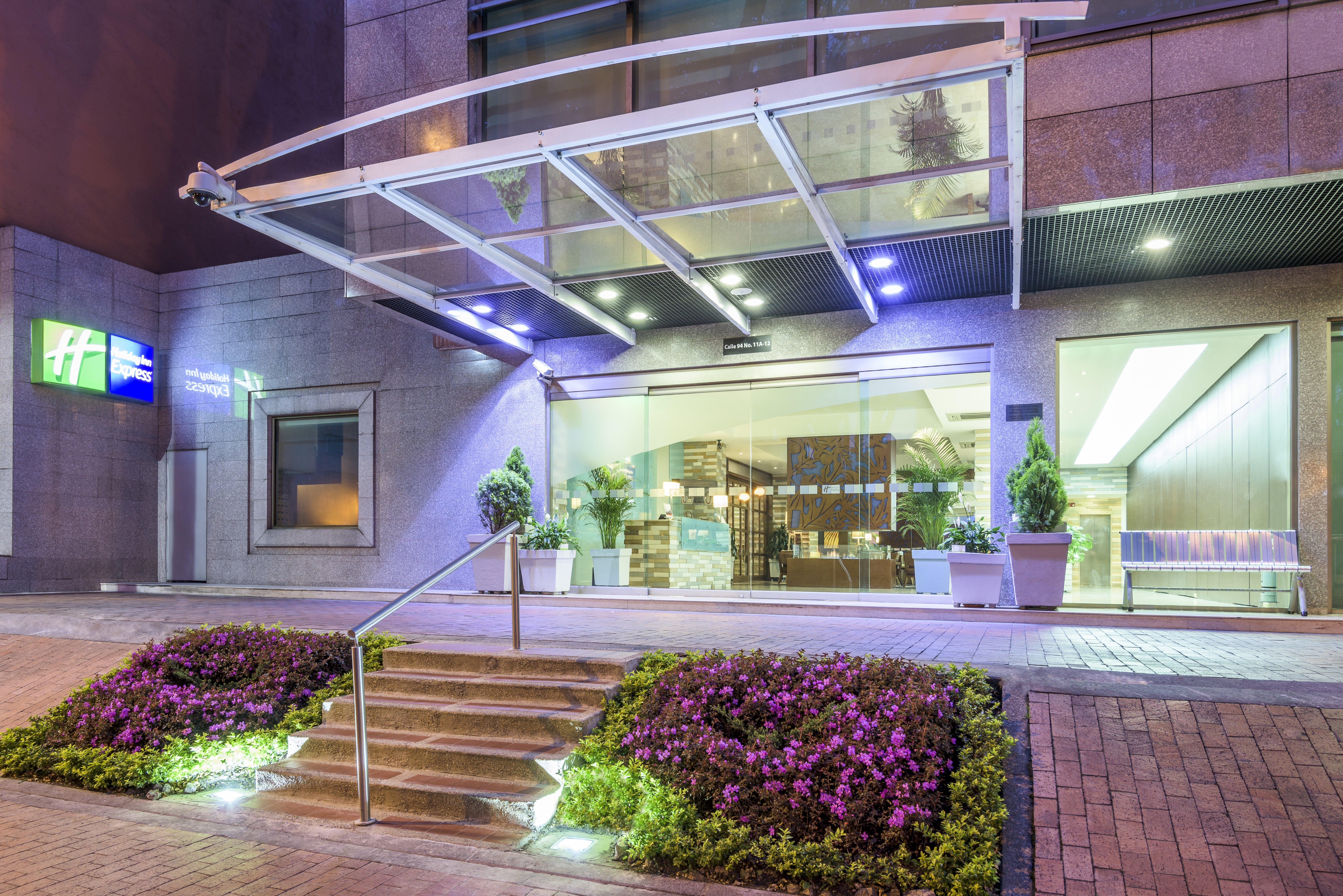 Holiday Inn Express Bogota - Parque La 93 By Ihg Buitenkant foto