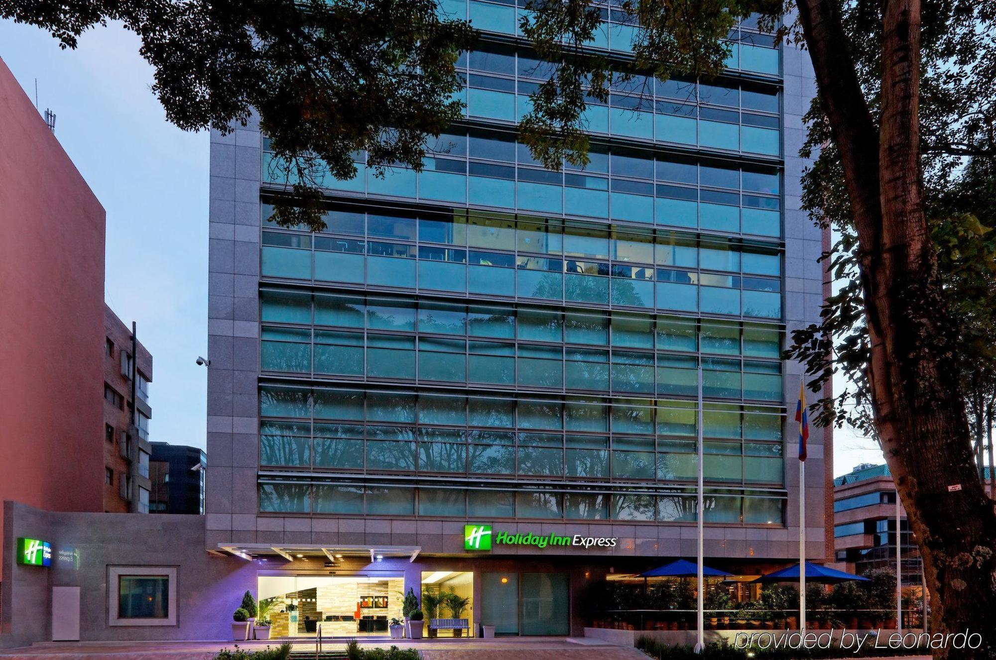Holiday Inn Express Bogota - Parque La 93 By Ihg Buitenkant foto