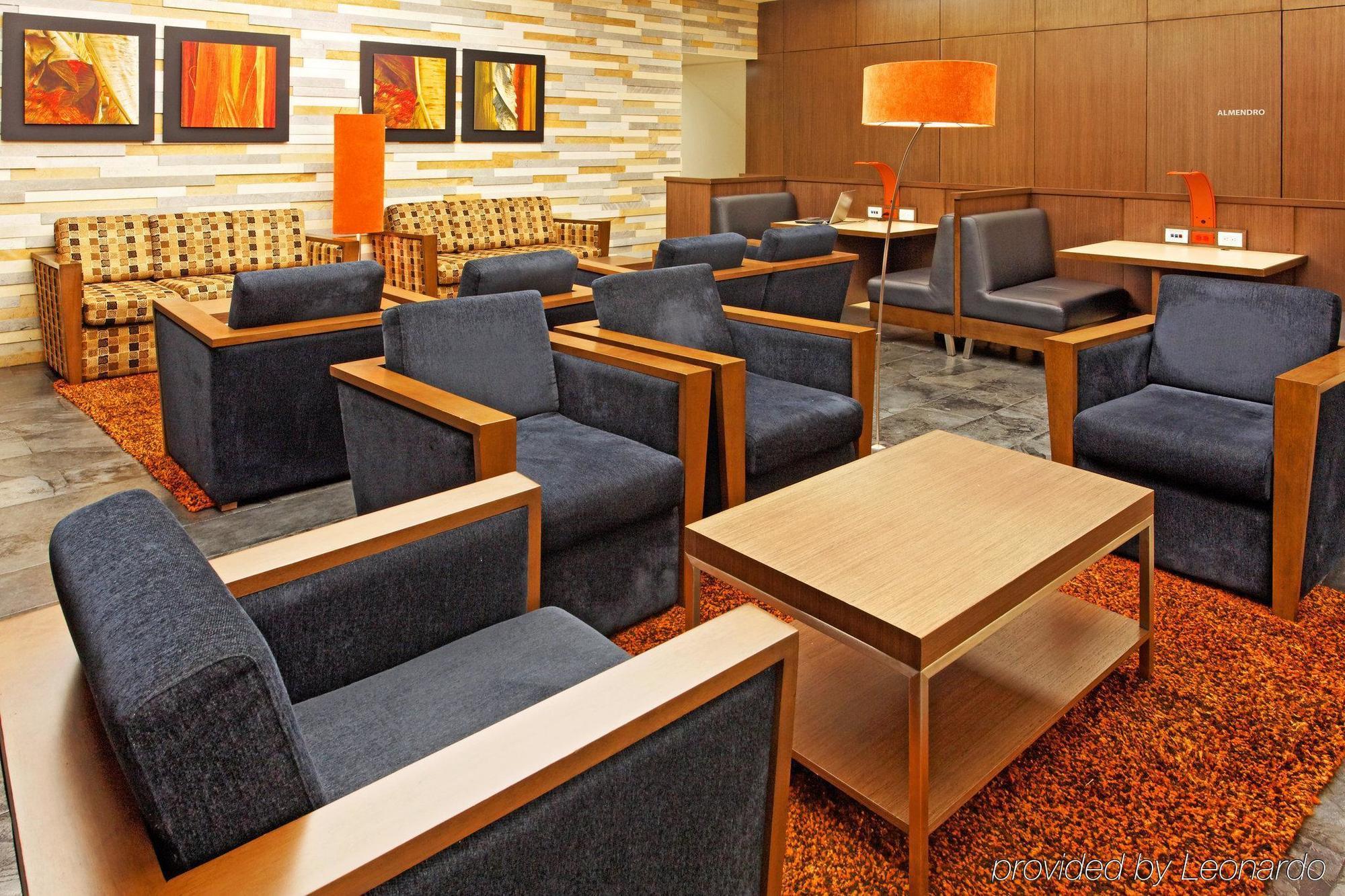 Holiday Inn Express Bogota - Parque La 93 By Ihg Interieur foto
