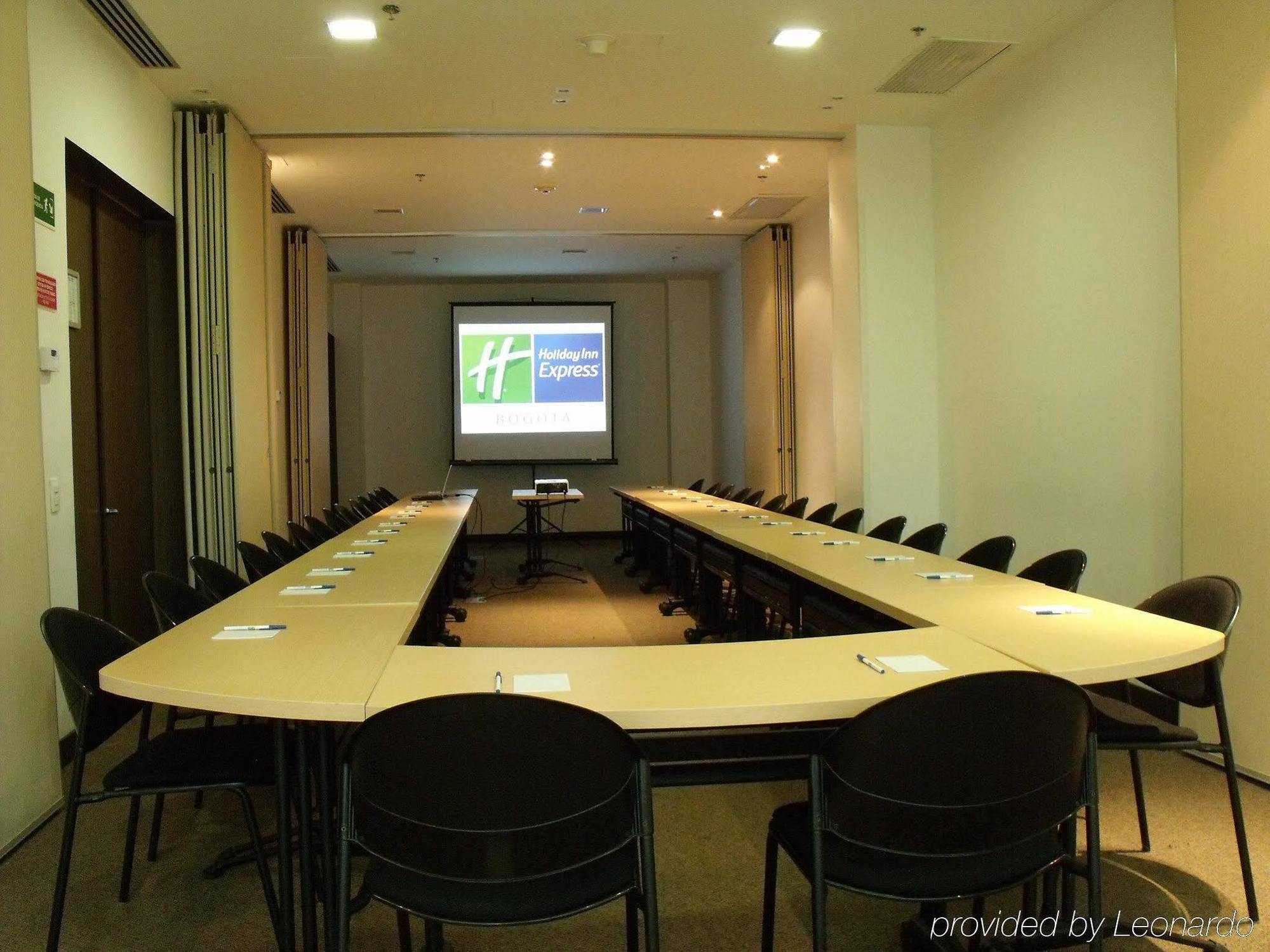 Holiday Inn Express Bogota - Parque La 93 By Ihg Zakenleven foto